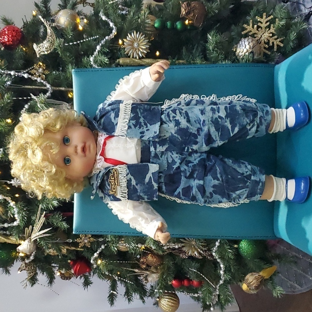 JESSIE Collection Collectable doll Cowgirl  1990 issue VINTAGE